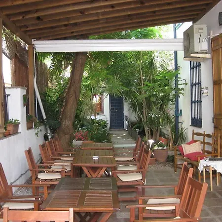 Konukevi Acacias Málaga